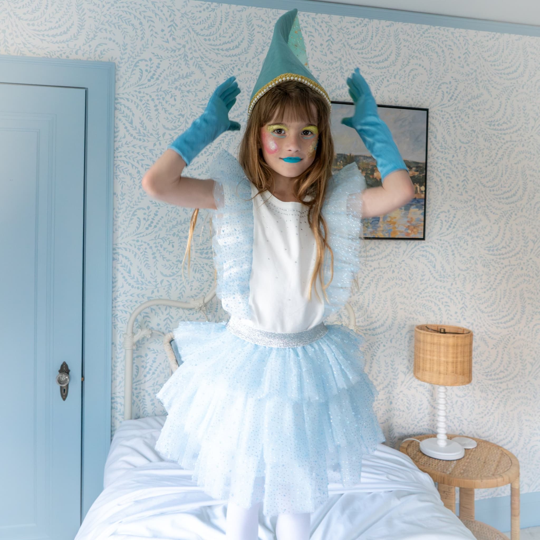 Sky-blue princess
